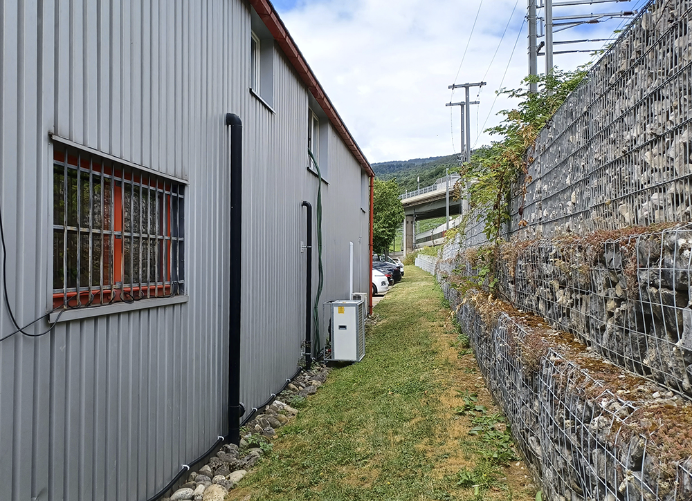 PAC 60 Split-Klimaanlage bringt maximalen Komfort in ein Bürogebäude.